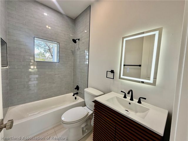 1408 Washington Boulevard NE, Lake Placid, FL 33852