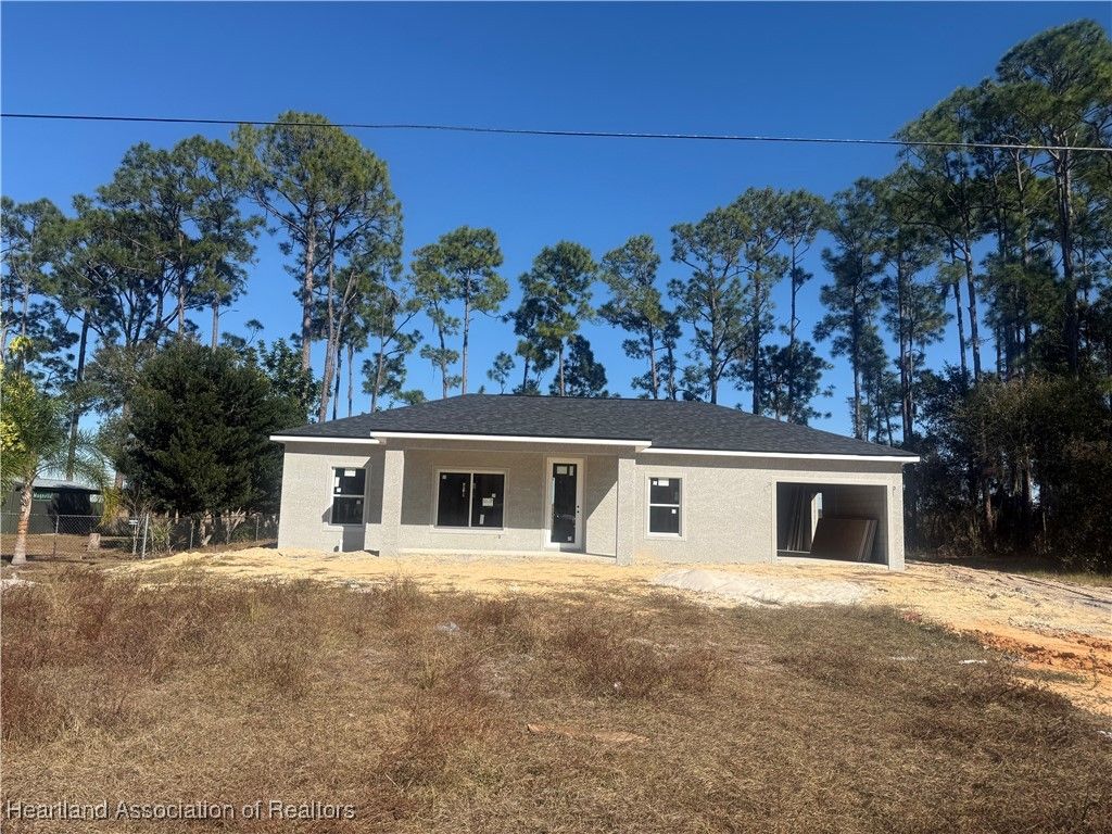 1408 Washington Boulevard NE, Lake Placid, FL 33852