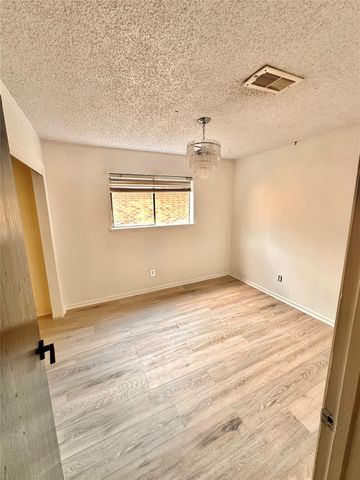 2215 Gontier Drive, Bay City, TX 77414