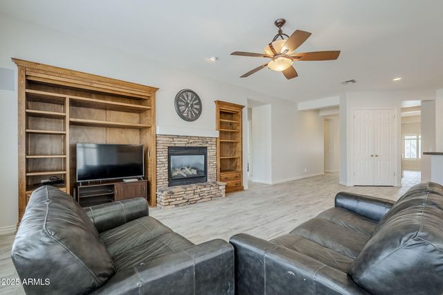 1858 E Coconino Drive, Chandler, AZ 85249