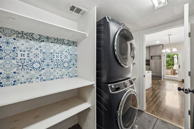 3411 Gibsondell Avenue, Dallas, TX 75211