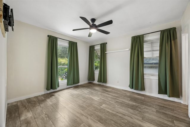 3411 Gibsondell Avenue, Dallas, TX 75211