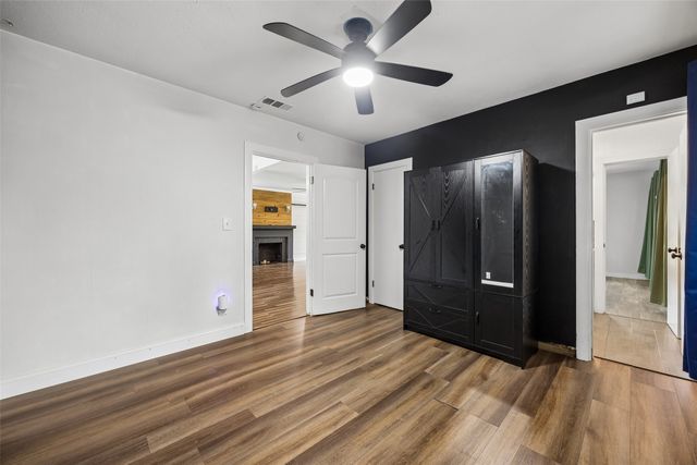 3411 Gibsondell Avenue, Dallas, TX 75211
