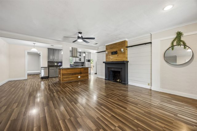 3411 Gibsondell Avenue, Dallas, TX 75211