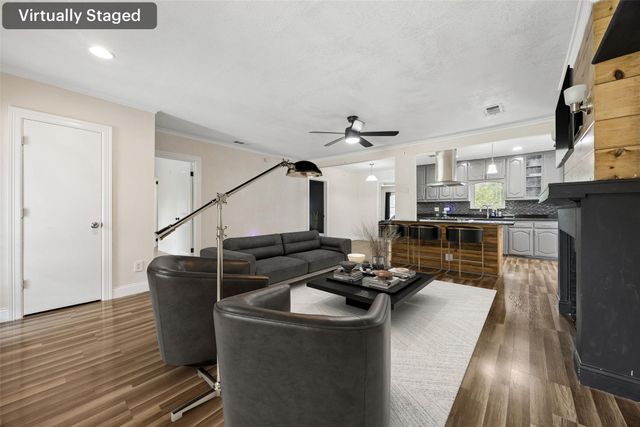3411 Gibsondell Avenue, Dallas, TX 75211