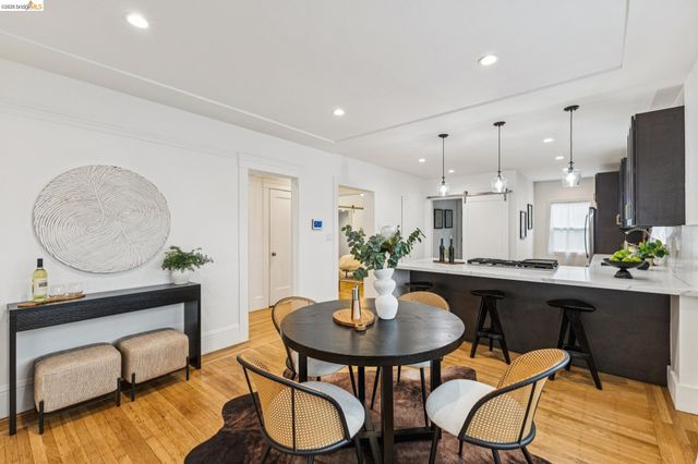 3435 Dimond Ave, Oakland, CA 94602