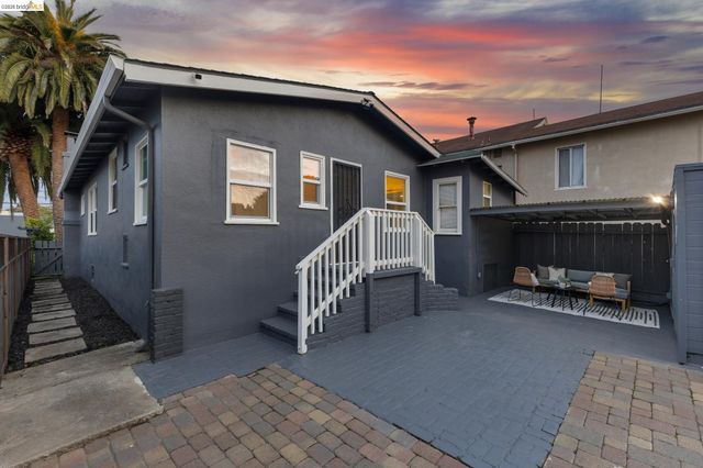 3435 Dimond Ave, Oakland, CA 94602