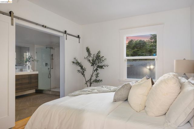 3435 Dimond Ave, Oakland, CA 94602