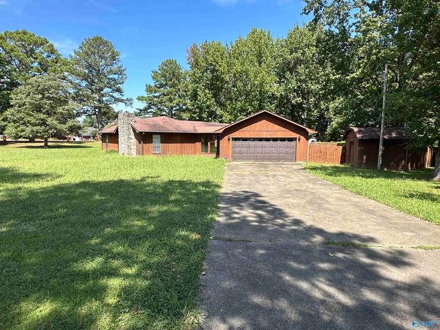 309 Gooch Lane, Madison, AL 35758