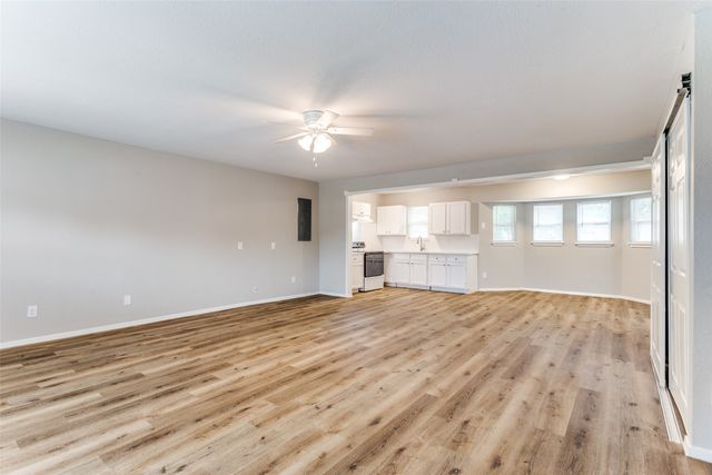 1601 Winderemere Drive, Arlington, TX 76014