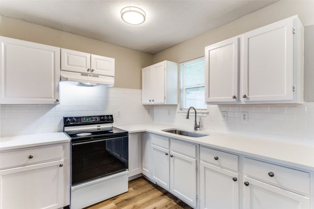1601 Winderemere Drive, Arlington, TX 76014