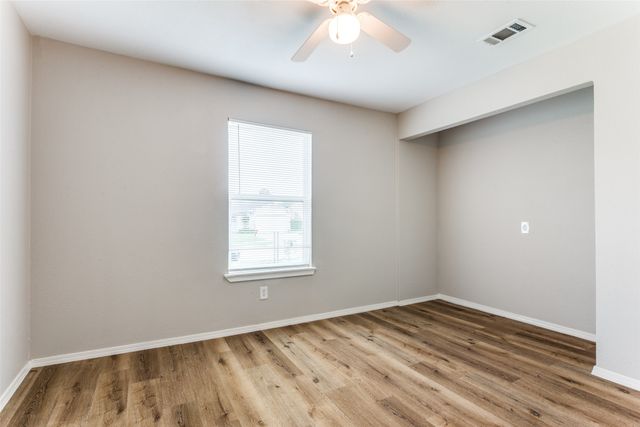 1601 Winderemere Drive, Arlington, TX 76014