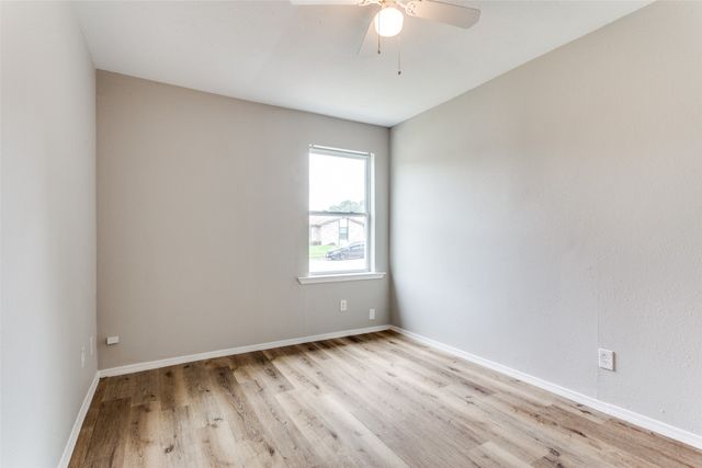 1601 Winderemere Drive, Arlington, TX 76014