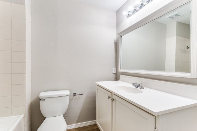 1601 Winderemere Drive, Arlington, TX 76014