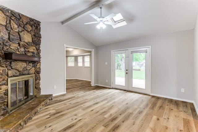 1601 Winderemere Drive, Arlington, TX 76014