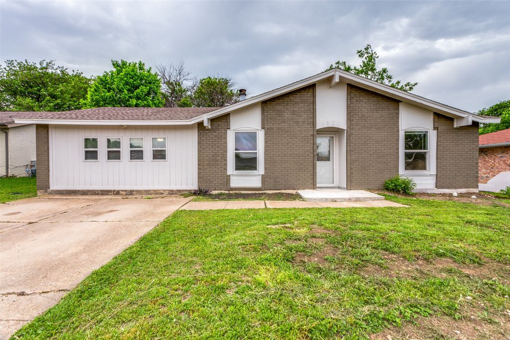 1601 Winderemere Drive, Arlington, TX 76014