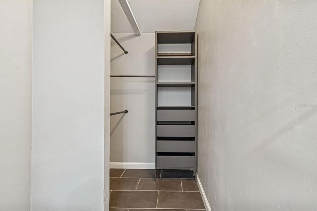 1206 E CRENSHAW STREET, Tampa, FL 33604