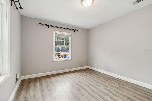 1206 E CRENSHAW STREET, Tampa, FL 33604