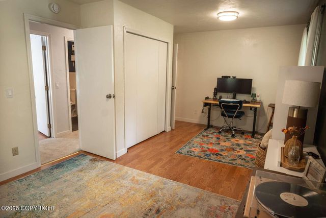 8097 Threadneedle Street, Juneau, AK 99801