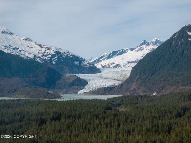 8097 Threadneedle Street, Juneau, AK 99801