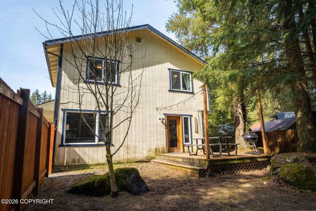8097 Threadneedle Street, Juneau, AK 99801