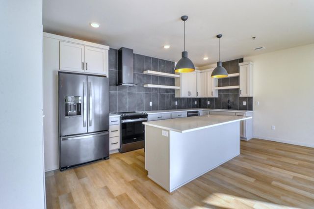 300 Main Avenue 504, Fargo, ND 58103