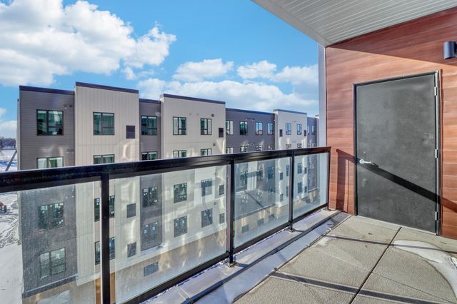 300 Main Avenue 504, Fargo, ND 58103