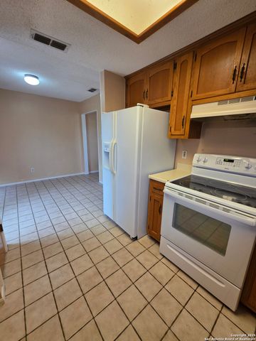 340 Joy Dr., San Antonio, TX 78223