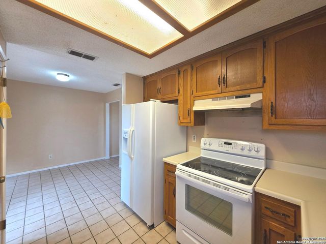 340 Joy Dr., San Antonio, TX 78223