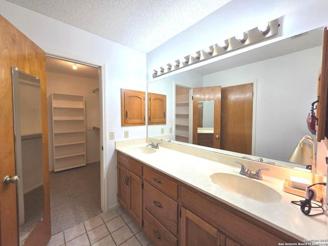 340 Joy Dr., San Antonio, TX 78223