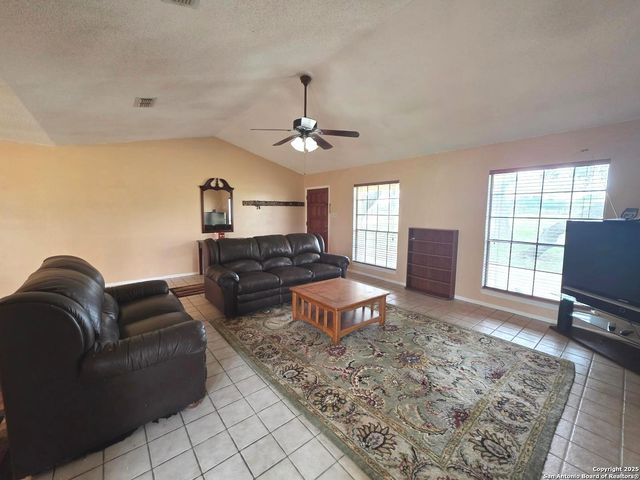 340 Joy Dr., San Antonio, TX 78223