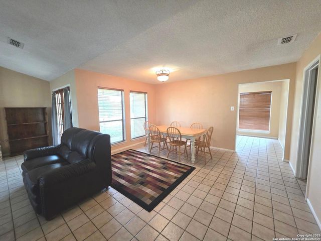 340 Joy Dr., San Antonio, TX 78223