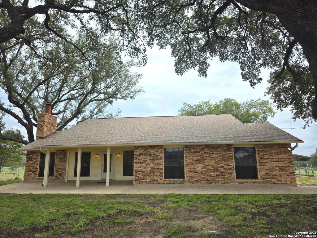 340 Joy Dr., San Antonio, TX 78223