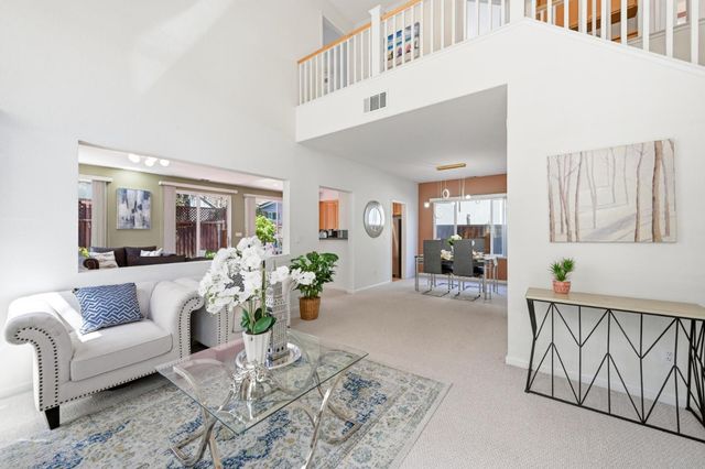 17 Miranda Court, Alameda, CA 94502