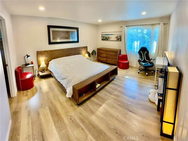 2342 N Mills, Claremont, CA 91711