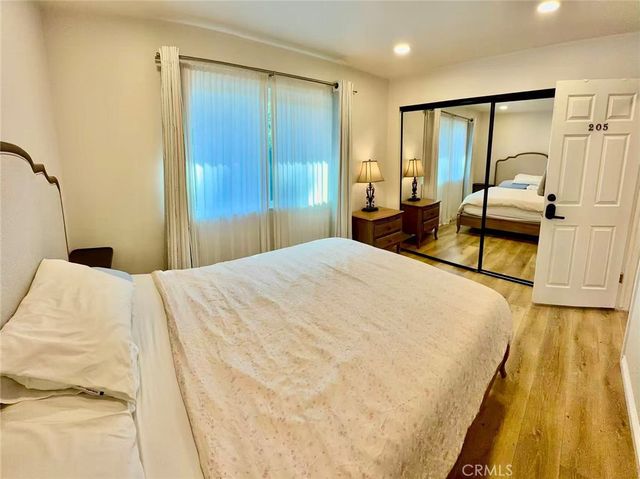 2342 N Mills, Claremont, CA 91711