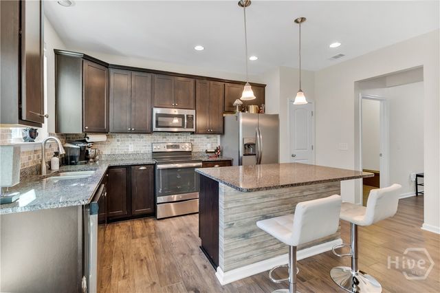 35 Little Stream Court, Richmond Hill, GA 31324