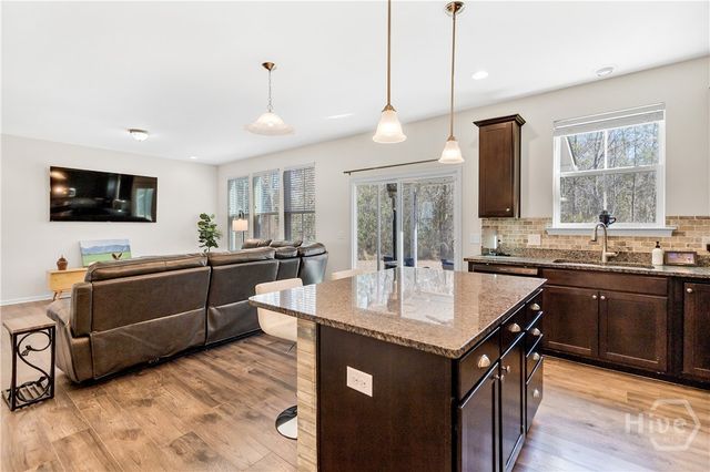 35 Little Stream Court, Richmond Hill, GA 31324