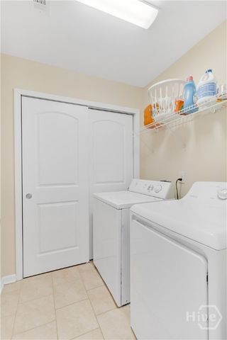 35 Little Stream Court, Richmond Hill, GA 31324