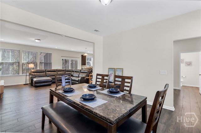 35 Little Stream Court, Richmond Hill, GA 31324