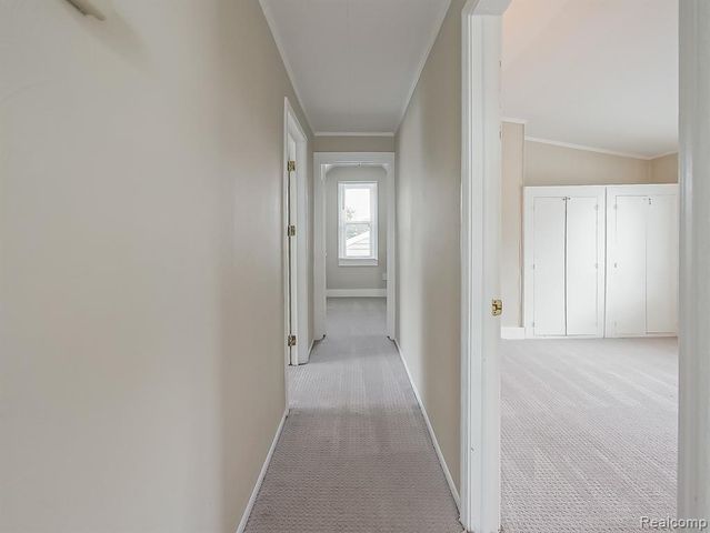 53 E Hudson Avenue, Madison Heights, MI 48071