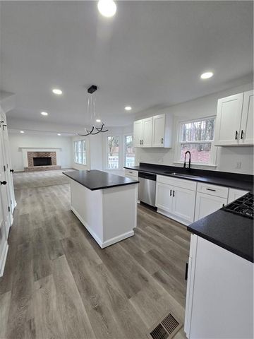 535 Woodrow Drive, Lawrenceville, GA 30043