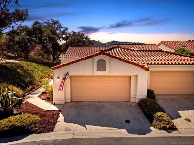 8981 Circle R View, Escondido, CA 92026
