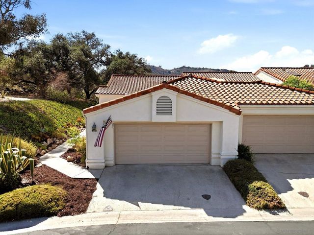 8981 Circle R View, Escondido, CA 92026