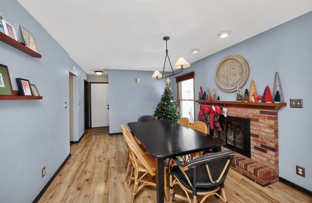 4112 75th Street, Urbandale, IA 50322