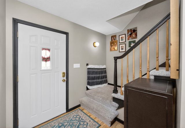 4112 75th Street, Urbandale, IA 50322