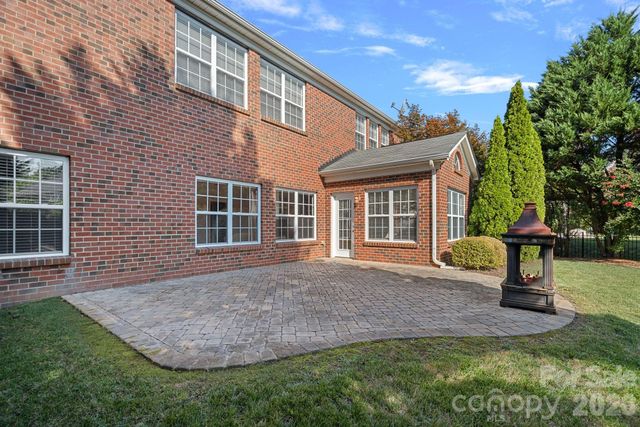2305 Barrington Ridge Drive, Waxhaw, NC 28173