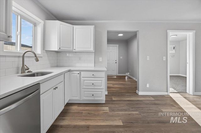 119 Holly St, Caldwell, ID 83605