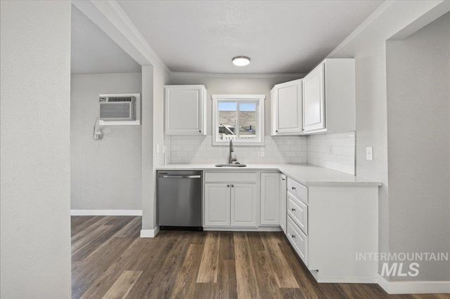 119 Holly St, Caldwell, ID 83605