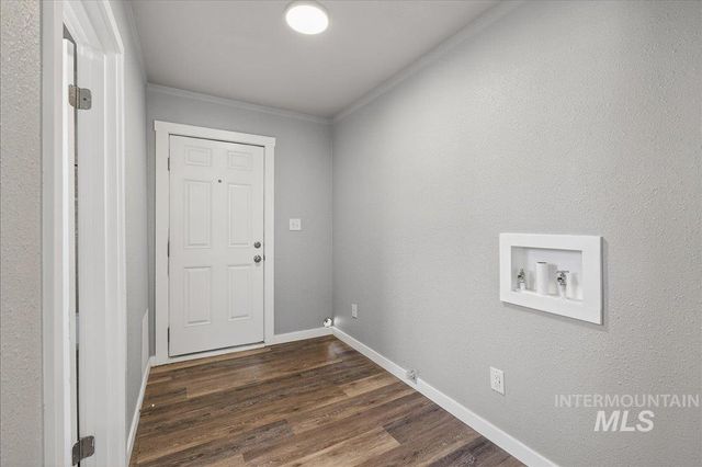 119 Holly St, Caldwell, ID 83605